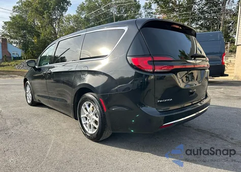 2023 Chrysler Pacifica Touring L z USA, uszkodzony, nr VIN 2C4RC1BG9PR594764